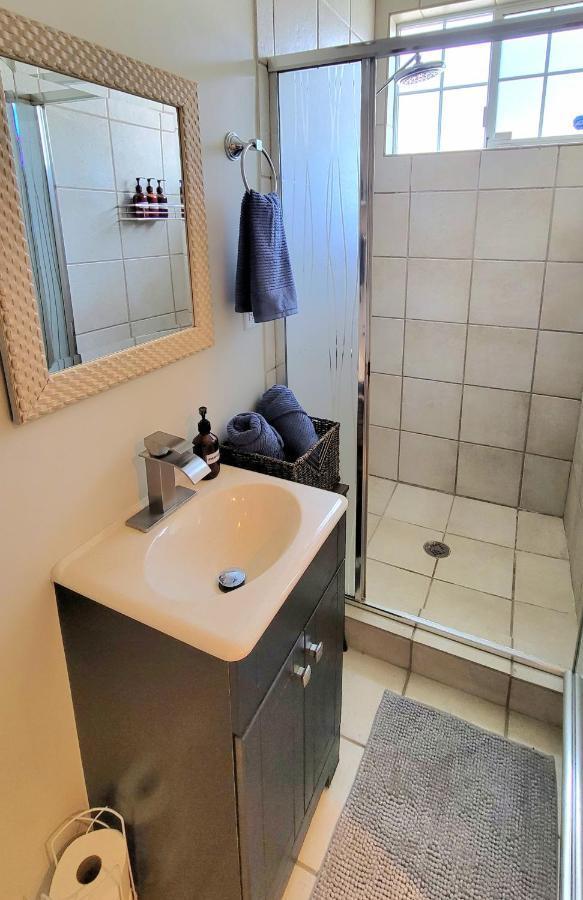 Large 1-Bedroom With Kitchen In Encino Los Angeles Eksteriør billede